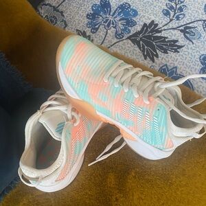 K-Swiss tennis sneakers